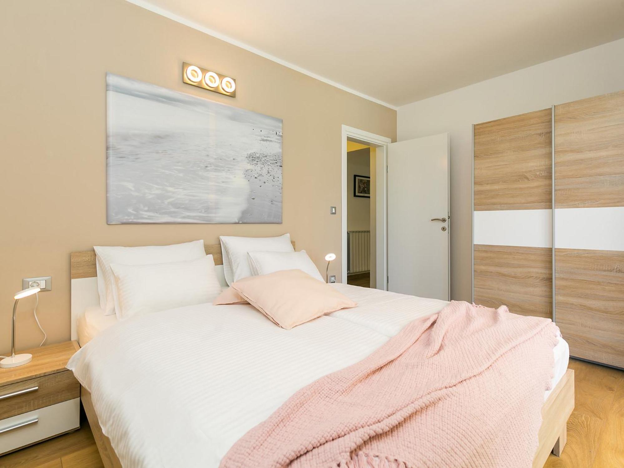 Pool Premium Apartment Vrsar Exterior foto